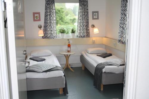 Bogesund Slottsvandrarhem B&B 4