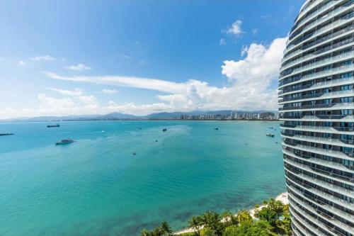 三亚浪漫之旅海上度假酒店 (Sanya Romantic Journey Sea Resort & Spa) in 三亚