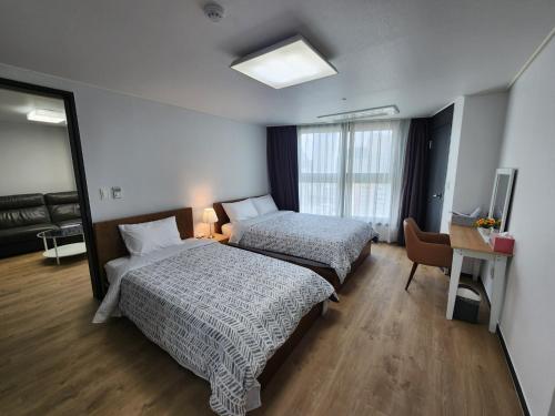 Large Double Room room in Haeundae Bada Stay