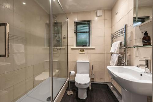 Kinnaird Woodland Lodges - image 11