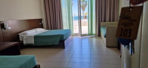 Martur Resort - image 7