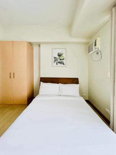 13 Peaceful Studio Nook 13 Peaceful Studio Nook