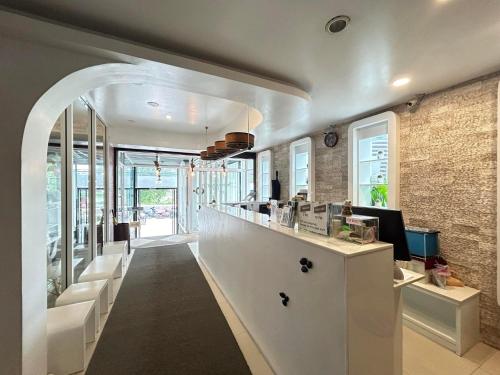 ロビー, ベンヤダ ロッジ スリン ビーチ (Benyada Lodge - Surin Beach) in スリン