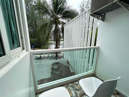 景色, ベンヤダ ロッジ スリン ビーチ (Benyada Lodge - Surin Beach) in スリン