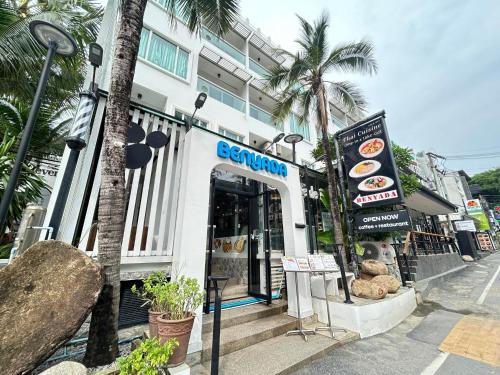 Benyada Lodge - Surin Beach - 숙소 외관