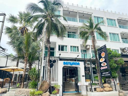 Benyada Lodge - Surin Beach - 숙소 외관