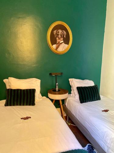 room detail thumbnail 1