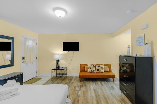 Oak Shores Studio 13 in Biloxi, USA