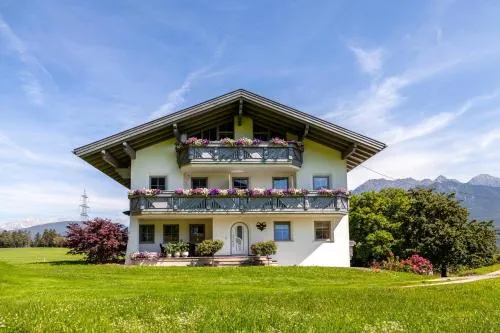 Gästehaus Weber in Oberperfuss, Österreich