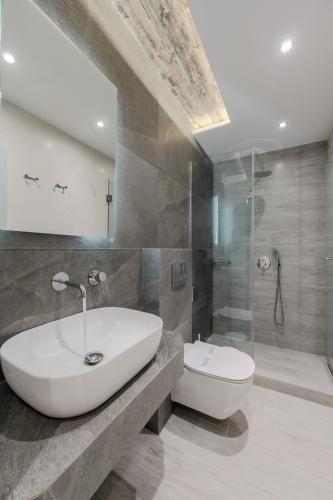 Metsikas Residence – Thassos Town, MO