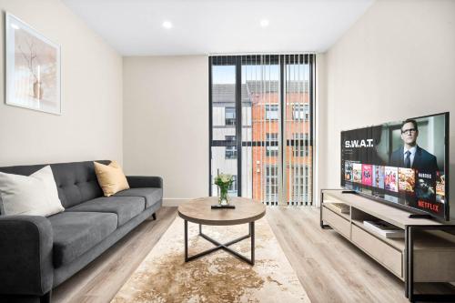Stylish Two Bedroom - City Centre - New Executive Development - JQ 6AH, Birmingham (photo 7)