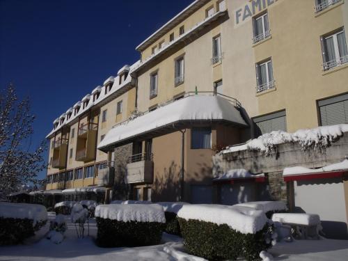 Family Hotel - image 11