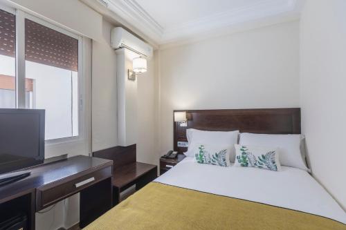 1 twin bed