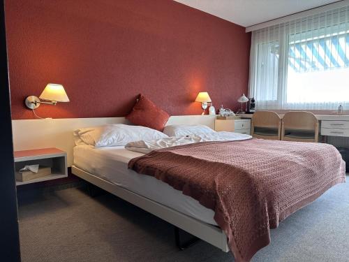 1 queen bed
