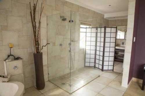 Suite image 3