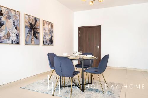 LUX - Opulent Island Suite 5 - image 5