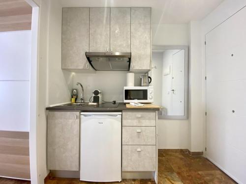 Standard Studio image 5