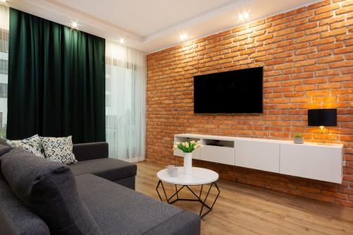 LUX Unique Rzeczypospolitej Apartment with Parking by Renters Prestige — other in Aleja Rzeczypospolitej, 8, Warsaw Poland, 02-972