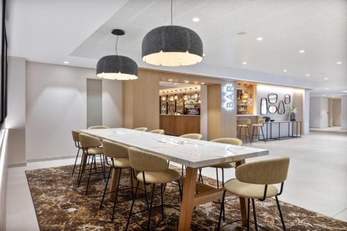 المرافق, Hotel Eliseo in Lourdes