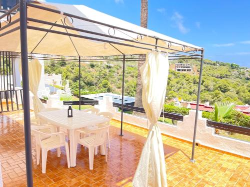 Résidence CHATT C 5 (Residence CHATT C 5) in Cabo Negro