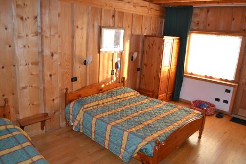 Albergo Rendola Room Type - Triple Room Albergo Rendola Room Type - Triple Room