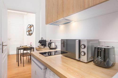 Limitrophe Monaco - Hypercentre - Joli appartement - CD 3