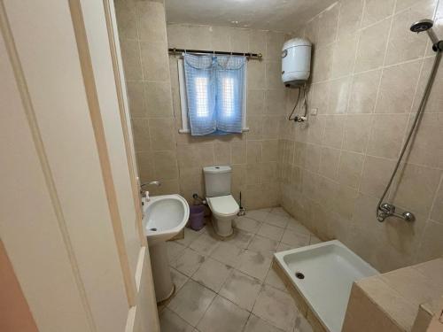 شاليه ارضي بحديقة خاصة في قرية مارينا فلاورز