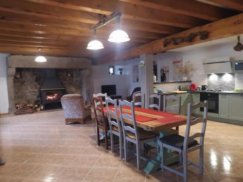 Gîte du cantou 6/7 personnes (Gite du cantou 6/7 personnes) in Grandrieu