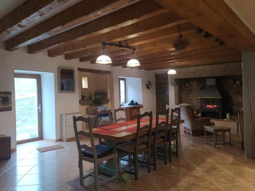 Gîte du cantou 6/7 personnes (Gite du cantou 6/7 personnes) in Grandrieu