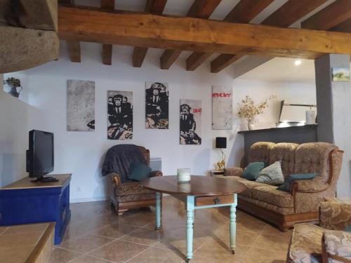 Gîte du cantou 6/7 personnes (Gite du cantou 6/7 personnes) in Grandrieu