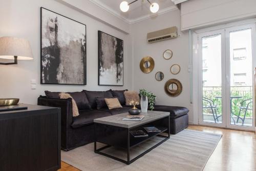 Fashionable 2 Bd Apt in Ano Kipseli with Balcony - image 5