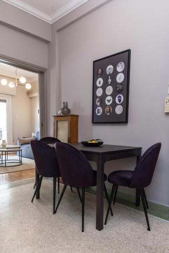 Fashionable 2 Bd Apt in Ano Kipseli with Balcony - image 12