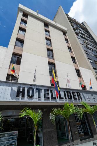 . Hotel Lider