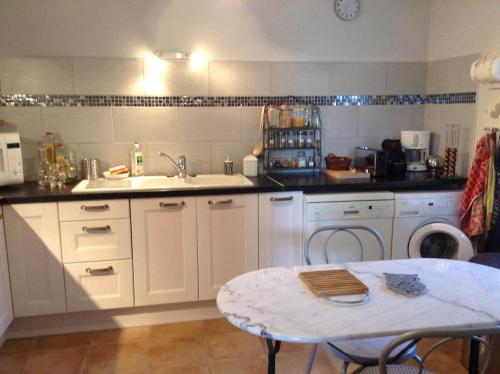 Chez manou Chez manou