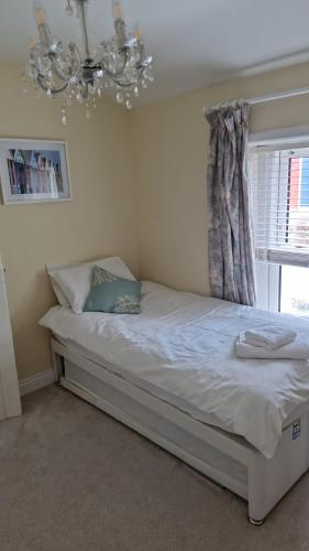 Sea View Cottage, 2 bedrooms with stunning views Sea View Cottage, 2 bedrooms with stunning views