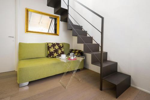 One-Bedroom Apartment image 8