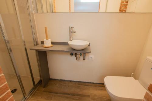 Four-Bedroom Apartment image 10