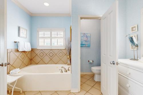 Beach Paradise - image 10