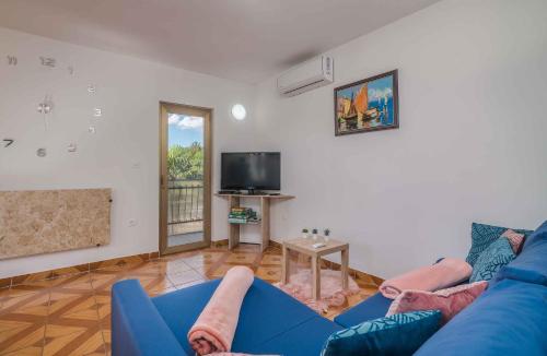 Apartment image 4