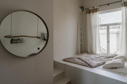 Mooi licht appartement in bruisend Antwerpen! - Tap to explore photos