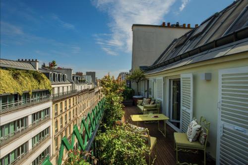 Luxueux Appartement, avec terrasse vue Champs-Élysées, Paris (photo 3)