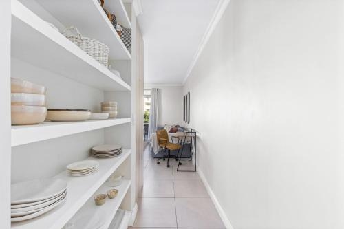 Mayfair 246 - image 3