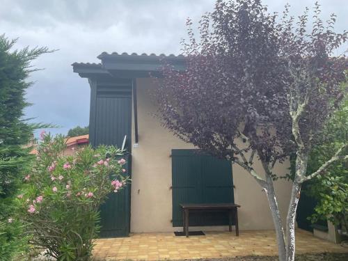 Maison avec jardin- à 3' du lac - Location saisonnière - Hourtin