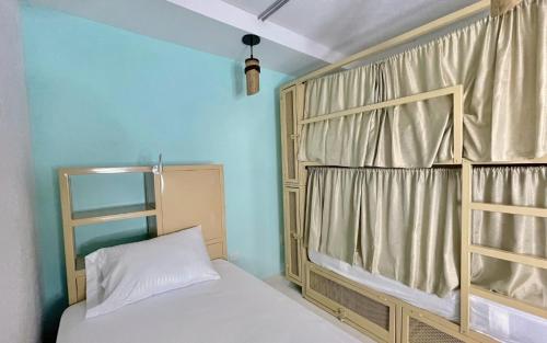 Single Bed in Female Dormitory Room image 4