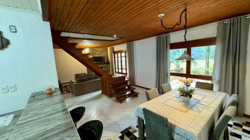 Ételek és italok, Casa na serra gaúcha! (Casa na serra gaucha!) in Jardim das Fontes