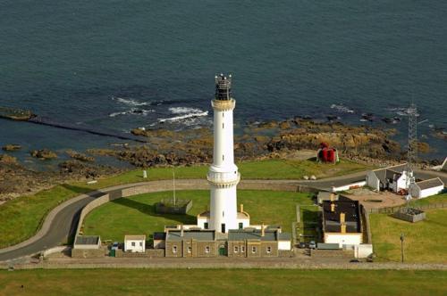 Aberdeen Lighthouse Cottages - coastal, dolphins Over view