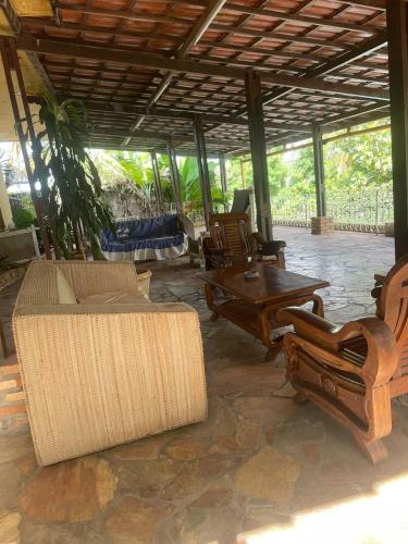 ระเบียง/ชานเรือน, Recanto Piscina na Mata in เบทิง