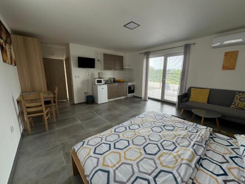 Apartmány Miromar - image 8