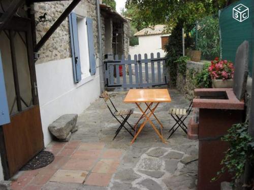 Skats, Maison Minervoise in Aigne