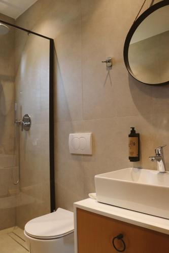 シャワー, NOIMA Hotel & Suites in ヴェリポヘ